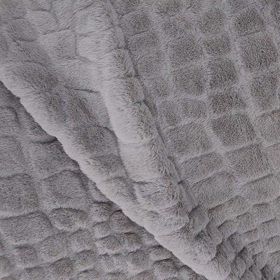 100% poliester Faux Fur Fabric Fleece 340 Gsm w jednolitym kolorze strzyżony królik
