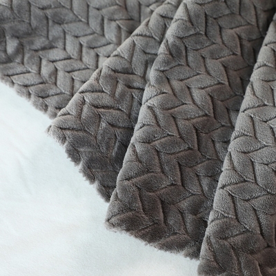 Żakardowa miękka tkanina flanelowa o gramaturze 250 g / m2 150D na ciepły koc